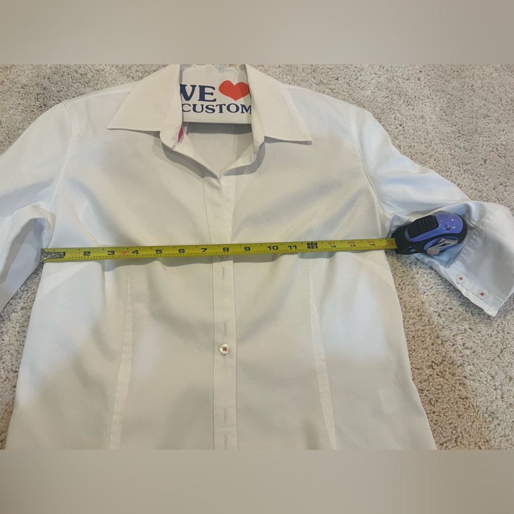Lilly Pulitzer White Button-Up Blouse Three Quarter Sleeve Size 8 - Picture 4 of 6